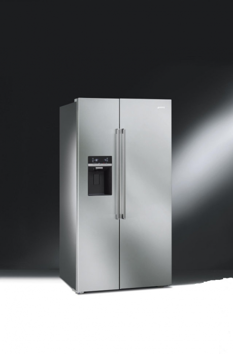 Холодильник Side-by-Side Smeg SBS63XED