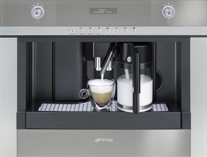 Встраиваемая кофемашина Smeg CMSC 451
